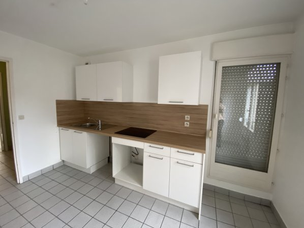FEURS - APPARTEMENT T4