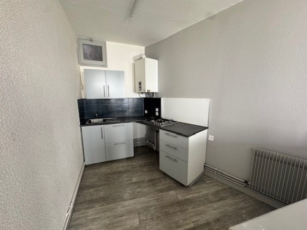 BOEN-SUR-LIGNON- Appartement T2