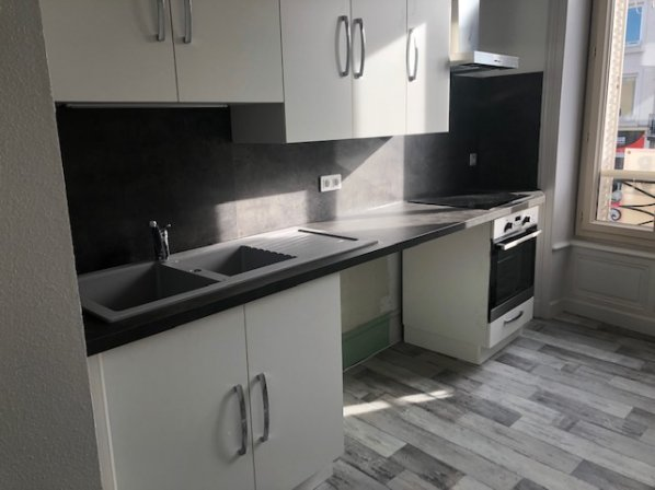 FEURS, APPARTEMENT T3