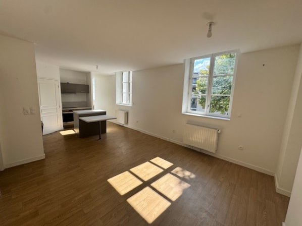 FEURS-Appartement T3 62m²