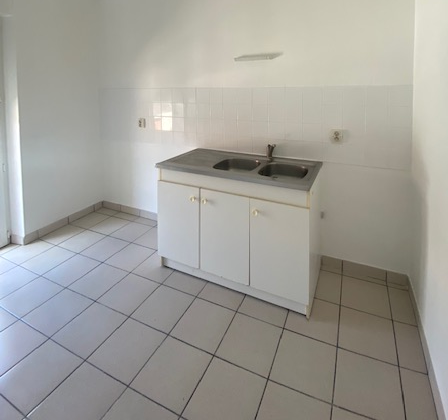 FEURS- Appartement T2